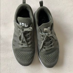 APL green cashmere running shoes
